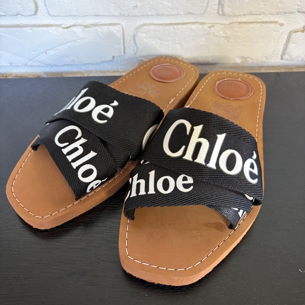 Designer Inspired Woody Flat Logo-Print Canvas Slides in black Size 42  size 12